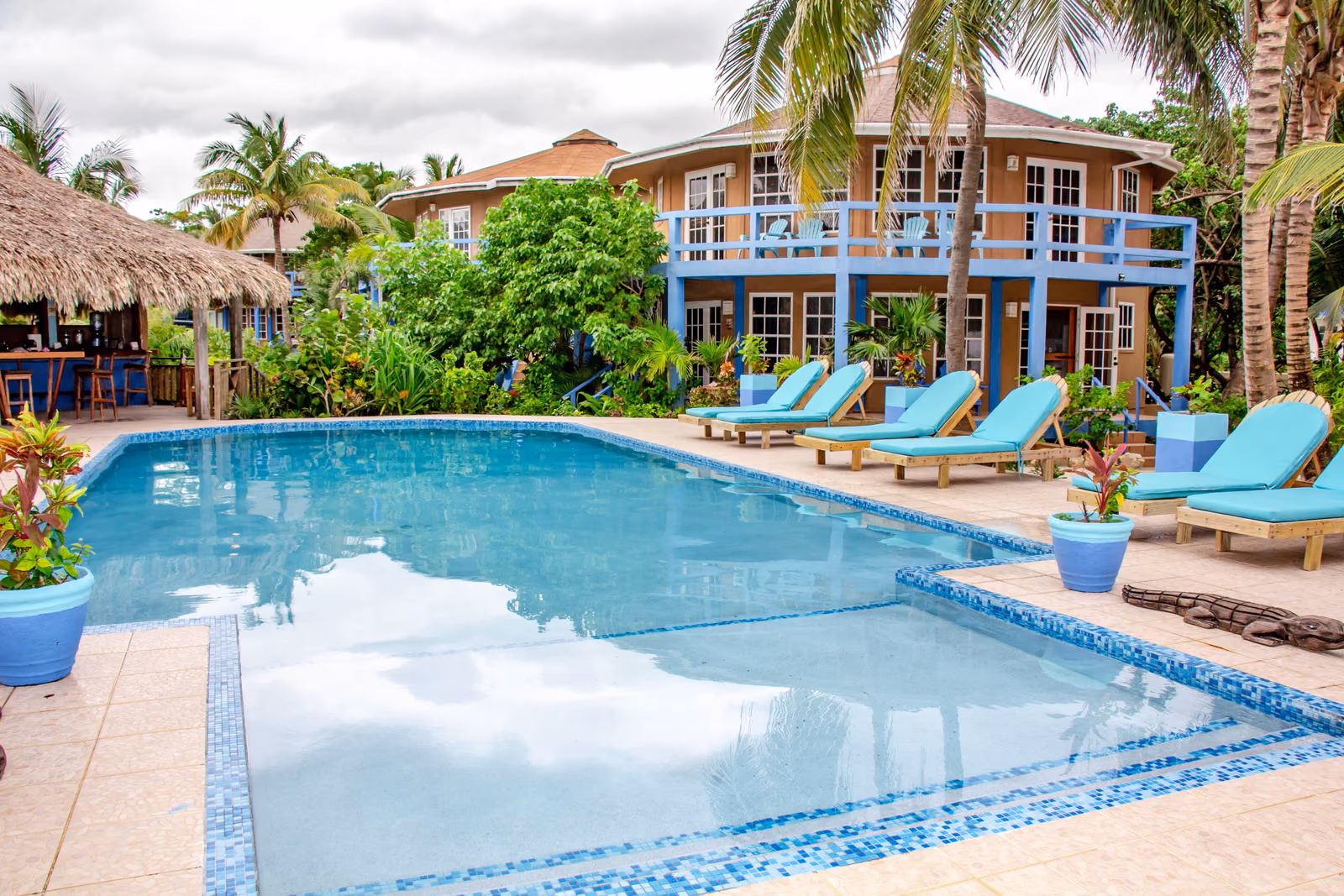 White Sands Cove Resort