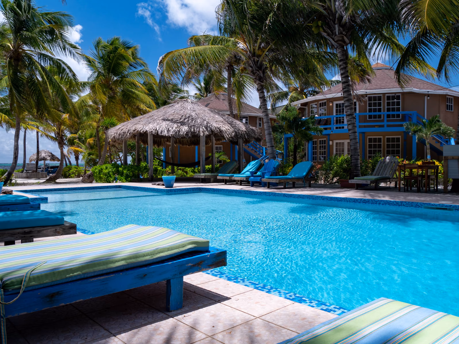 White Sands Cove Resort