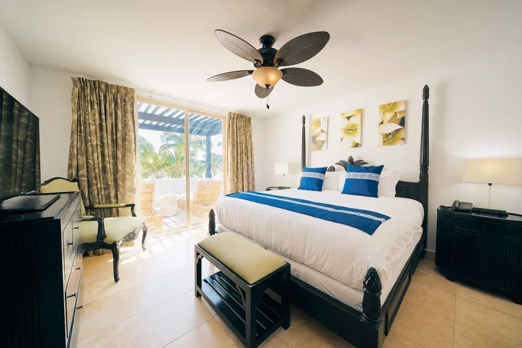 Las Terrazas Resort & Residences